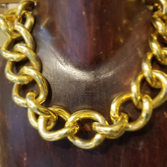 RARE MICHAEL KORS LARGE TOGGLE NECKLACE + MK MASK - Picture 1 of 16